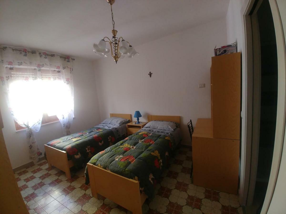 Готель La Casa Di Angelo Боза Екстер'єр фото